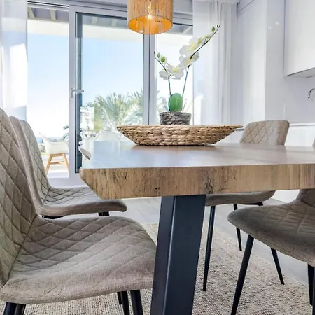 Lm12b- Exclusive 2 Bedroom In Le Mirage Estepona